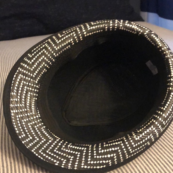 Hat - Picture 4 of 4